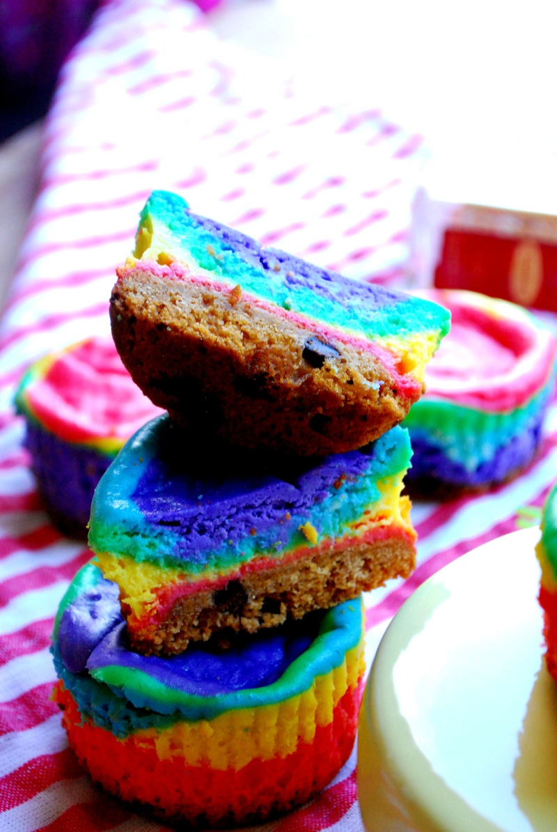 rainbow mini cheesecakes