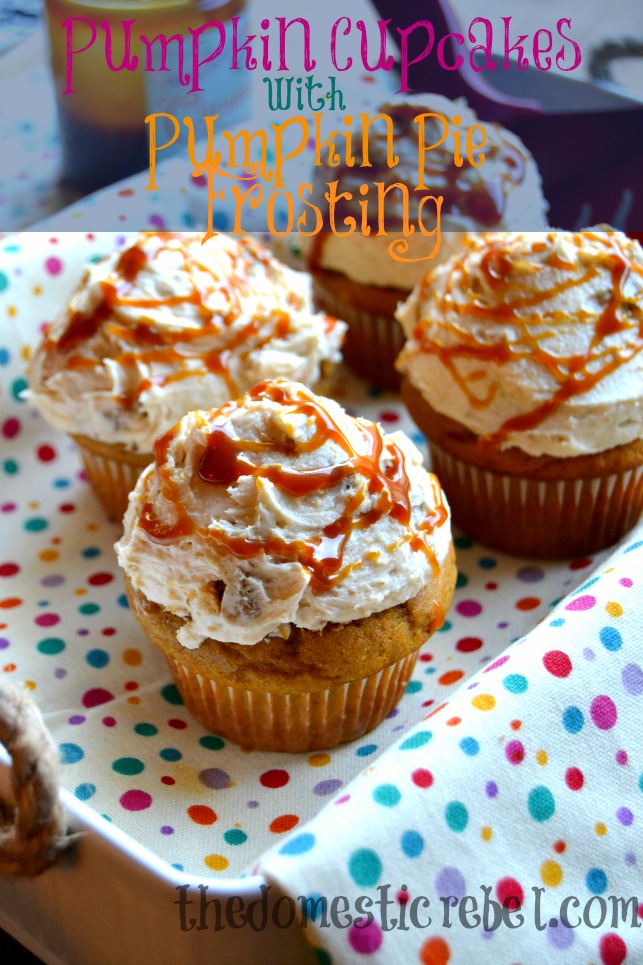 pumpkin cupcakes with pumpkin pie frosting
