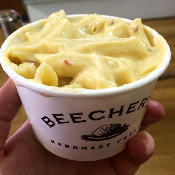 photo of Beecher's macaroni and cheese in a cup