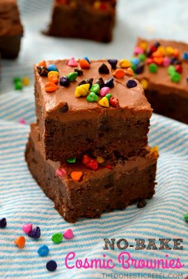 These No Bake Copycat Cosmic Brownies are ultra fudgy, super chocolaty and SO EASY to make! You have to try the fudge frosting, too!