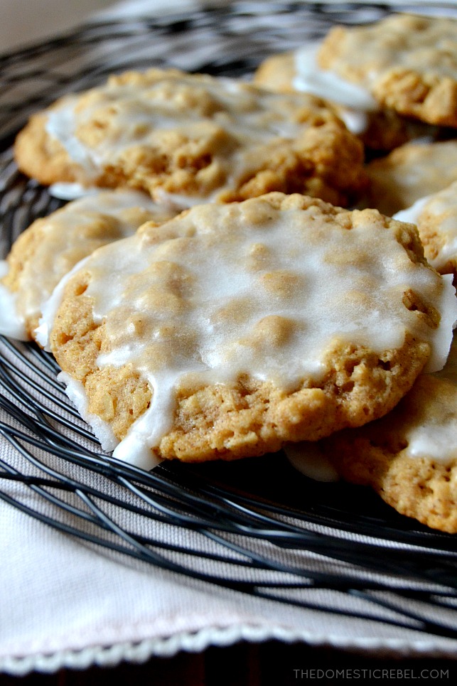 These Old-Fashioned Iced Oatmeal Cookies taste like childhood! Buttery, soft and chewy with hearty oat flavor, crisp outer edges and sweet vanilla glaze on top. So irresistible! 