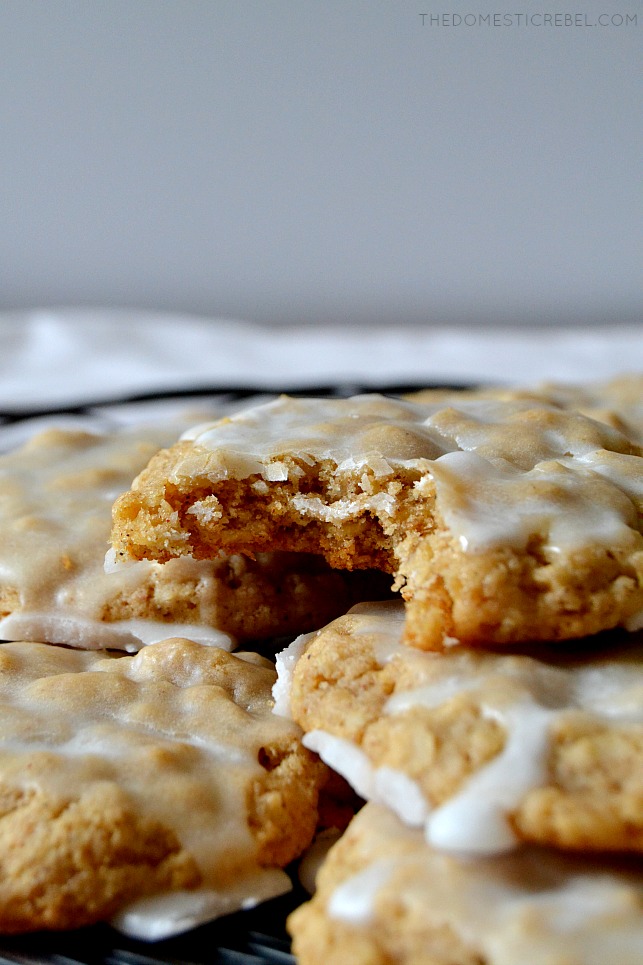 These Old-Fashioned Iced Oatmeal Cookies taste like childhood! Buttery, soft and chewy with hearty oat flavor, crisp outer edges and sweet vanilla glaze on top. So irresistible! 